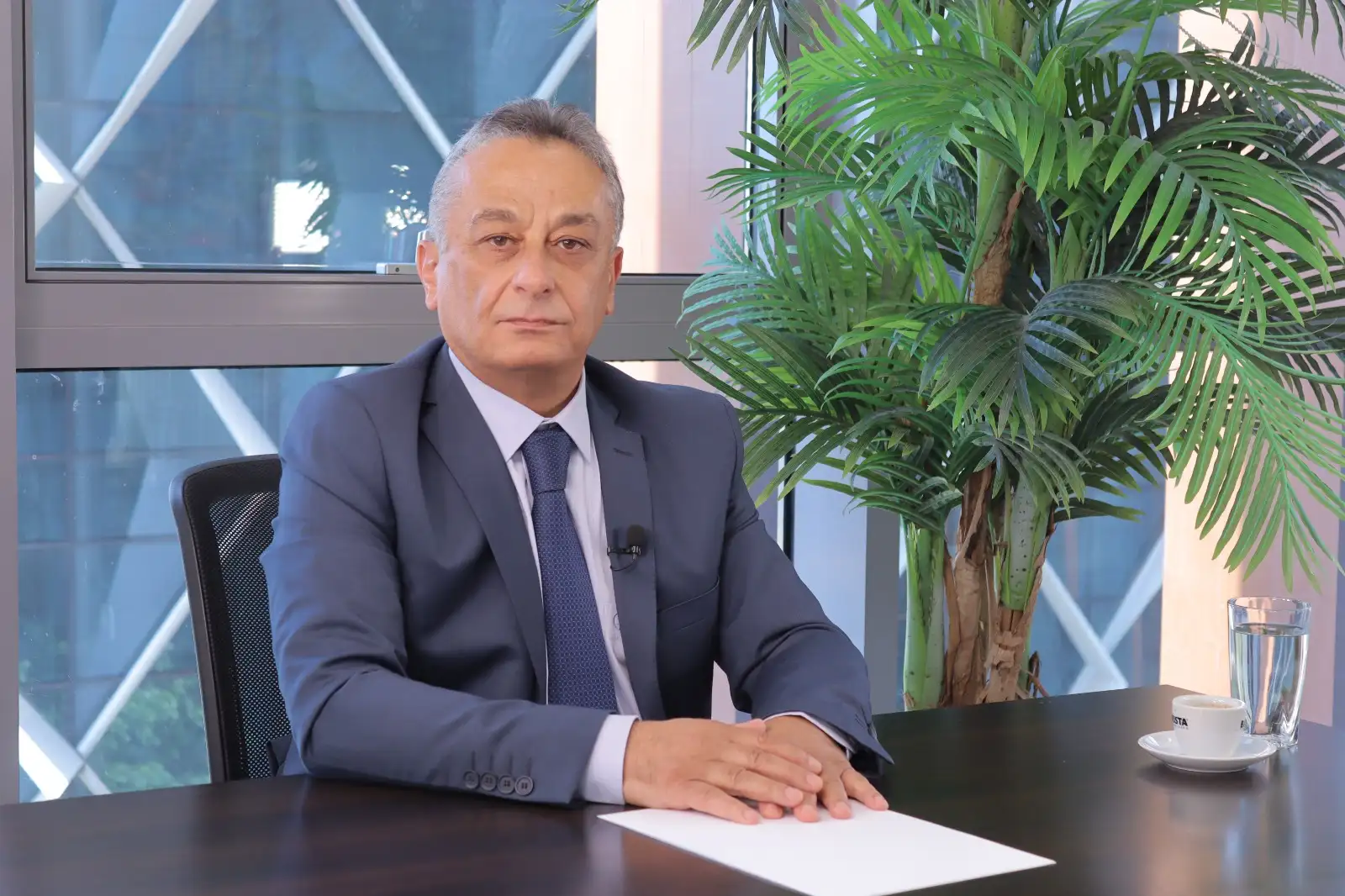 مساعدات باتجاه لبنان: مساندة للصمود بانتظار حلّ شامل